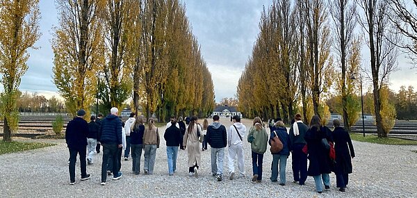 Kantonsschule am Burggraben - Gaudeamus igitur