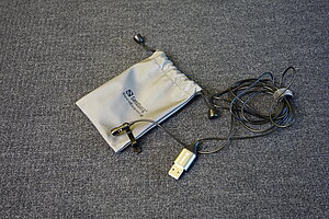 Kantonsschule am Burggraben - Ansteckmikrophon: Streamer USB Clip Microphone (Sandberg)