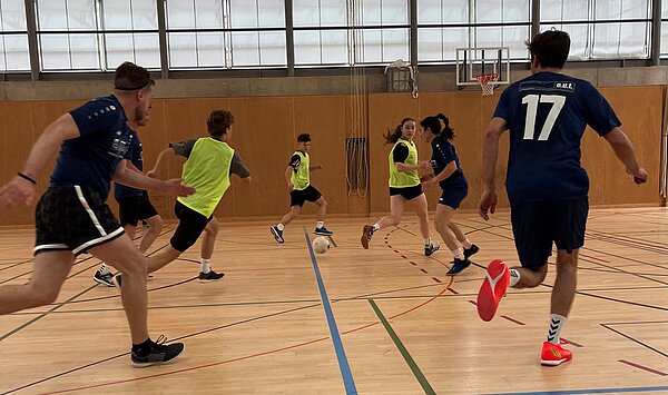 Kantonsschule am Burggraben - Der Match