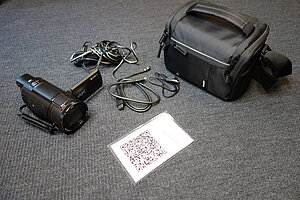 Kantonsschule am Burggraben - Videokamera: 4K Handycam FDR-AX53